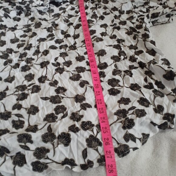 Lane Bryant Women's White Black Floral Tie Neck Blouse 22 - Picture 13 of 13